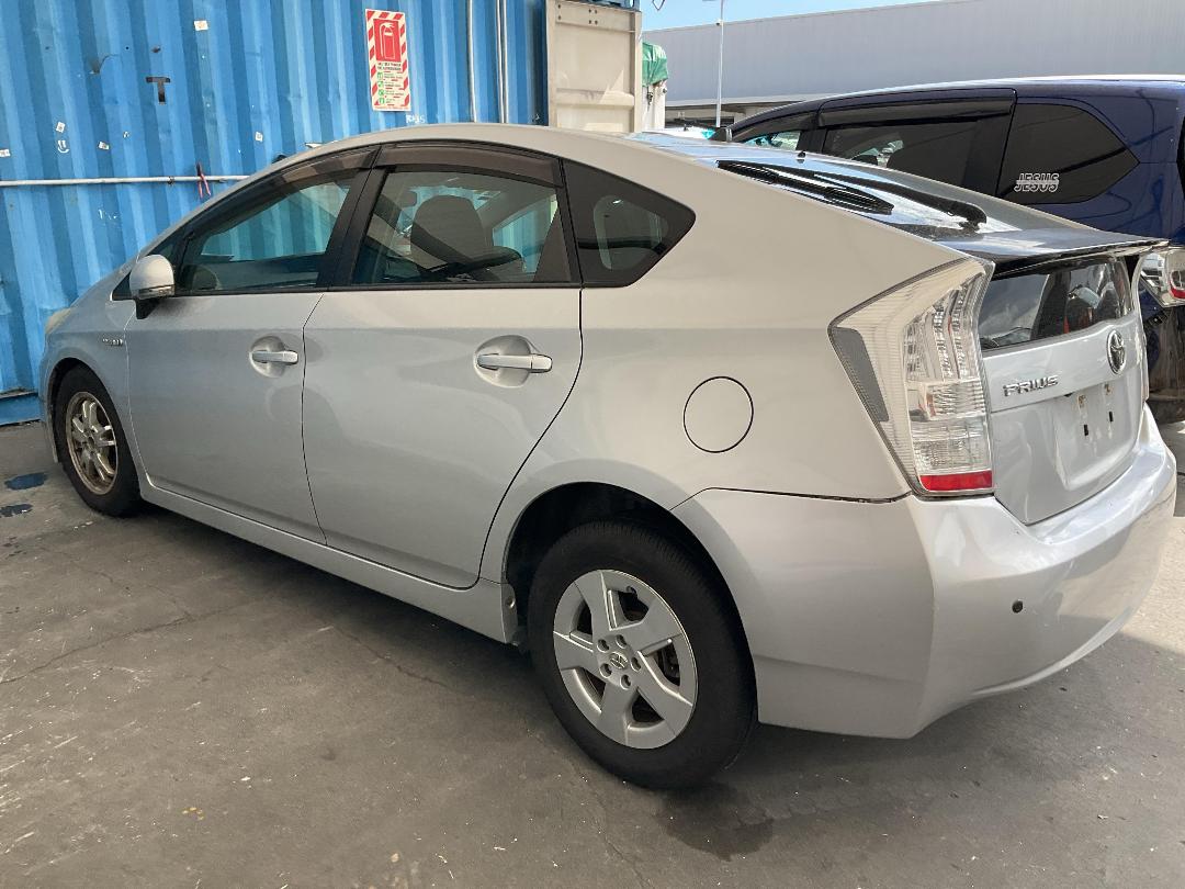Photo '12' of Toyota Prius Hybrid