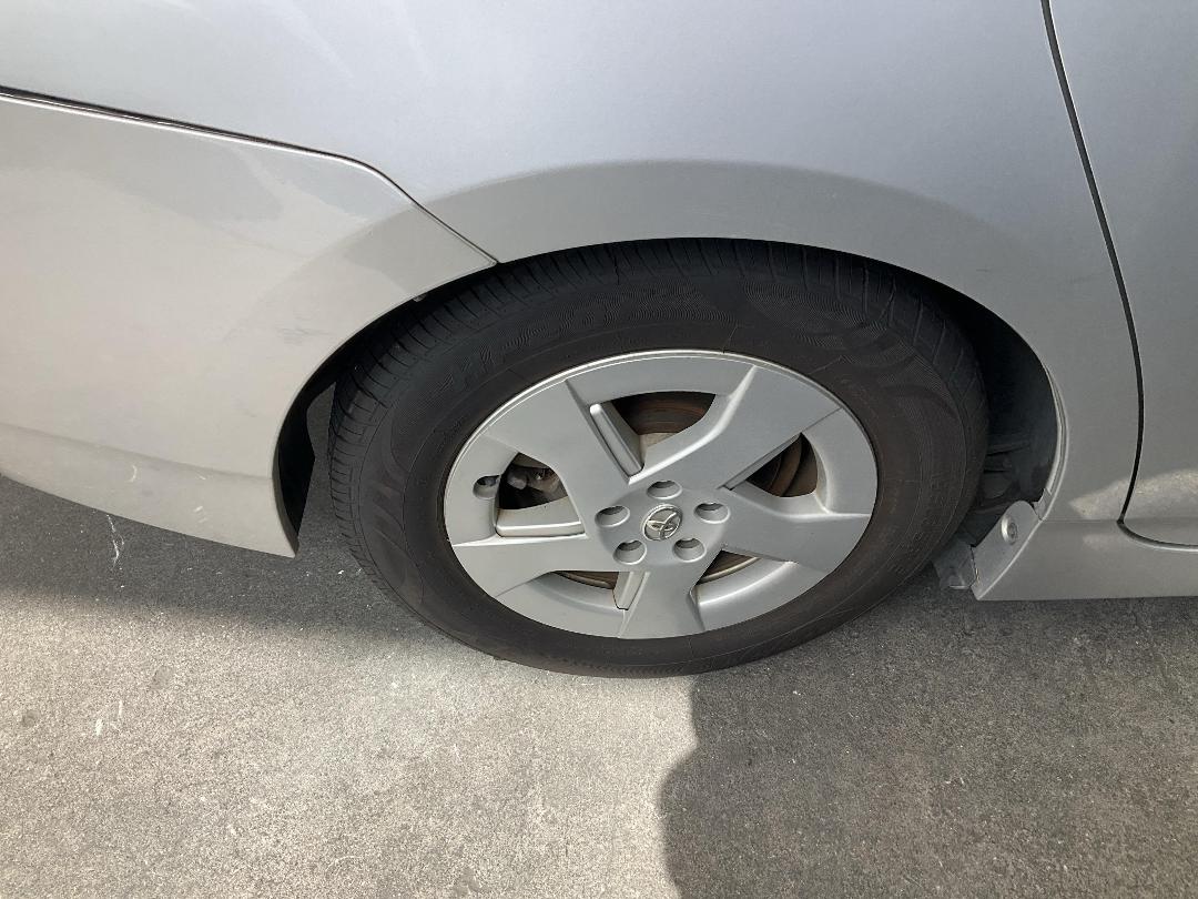 Photo '18' of Toyota Prius Hybrid