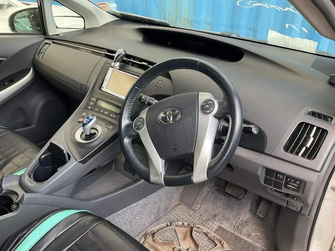 Photo '23' of Toyota Prius Hybrid