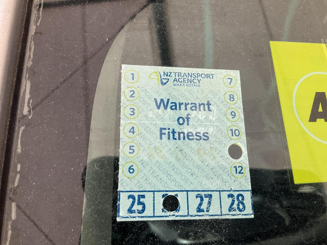 Photo '27' of Toyota Prius Hybrid