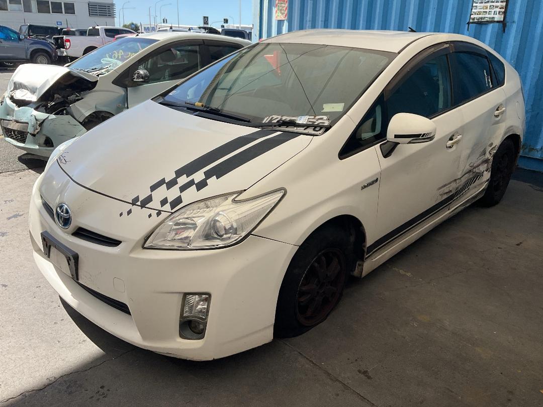 Photo '2' of Toyota Prius