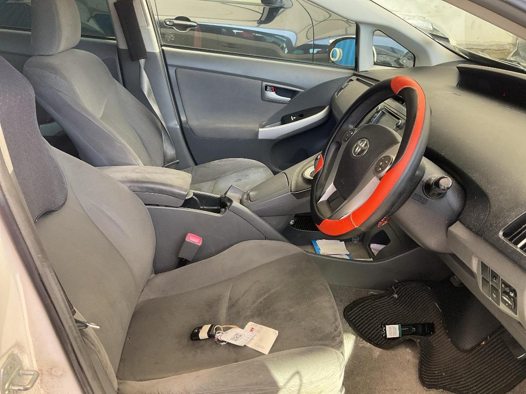 Photo '22' of Toyota Prius