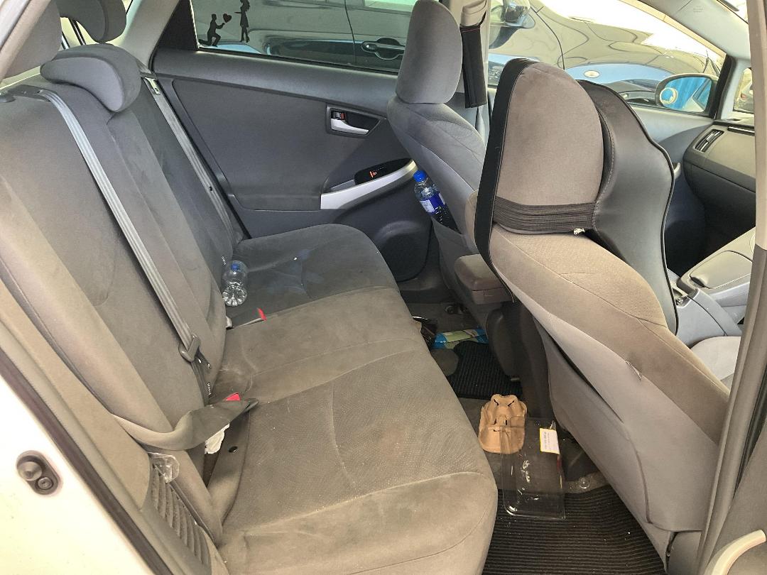 Photo '23' of Toyota Prius