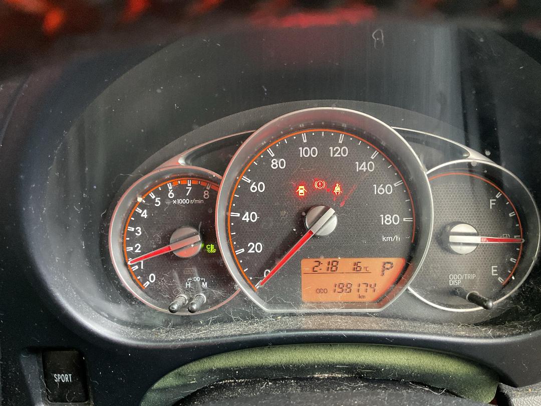 Photo '8' of Toyota Ractis Photo '8' of Toyota Ractis