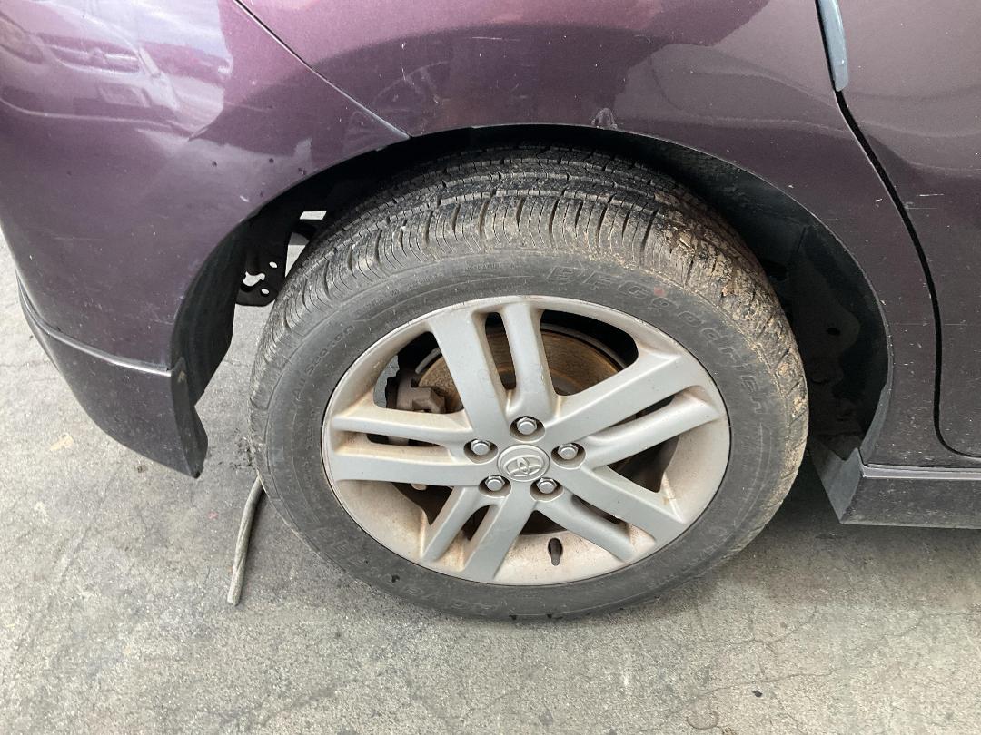 Photo '16' of Toyota Ractis Photo '16' of Toyota Ractis