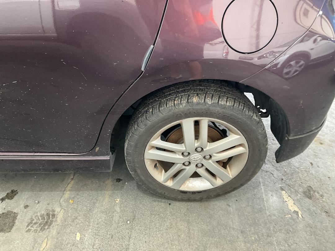 Photo '17' of Toyota Ractis Photo '17' of Toyota Ractis