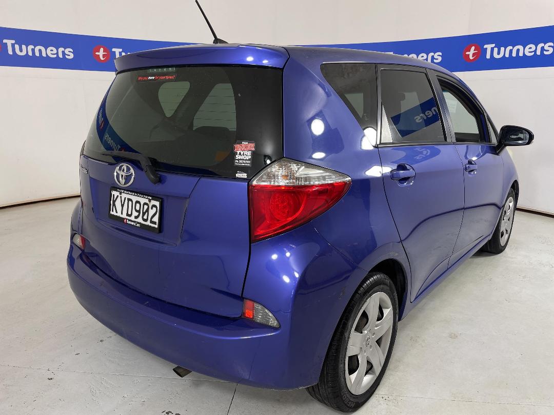 Photo '7' of Toyota Ractis Photo '7' of Toyota Ractis