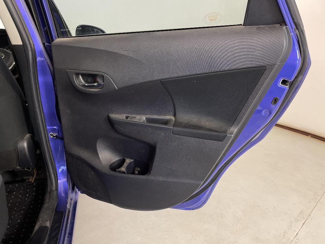 Photo '19' of Toyota Ractis Photo '19' of Toyota Ractis