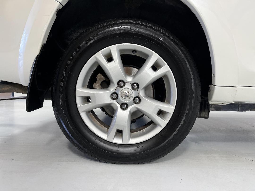 Photo '12' of Toyota Rav4 Photo '12' of Toyota Rav4