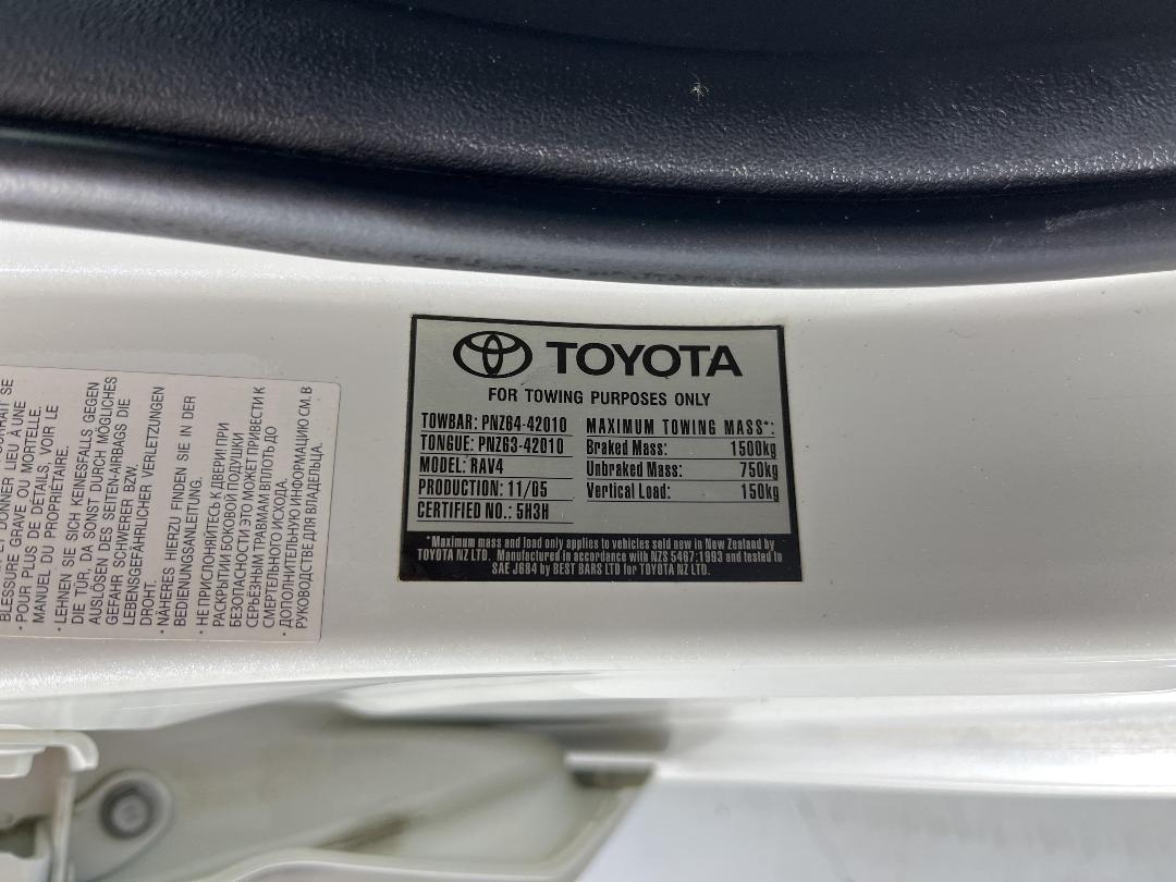 Photo '30' of Toyota Rav4 Photo '30' of Toyota Rav4