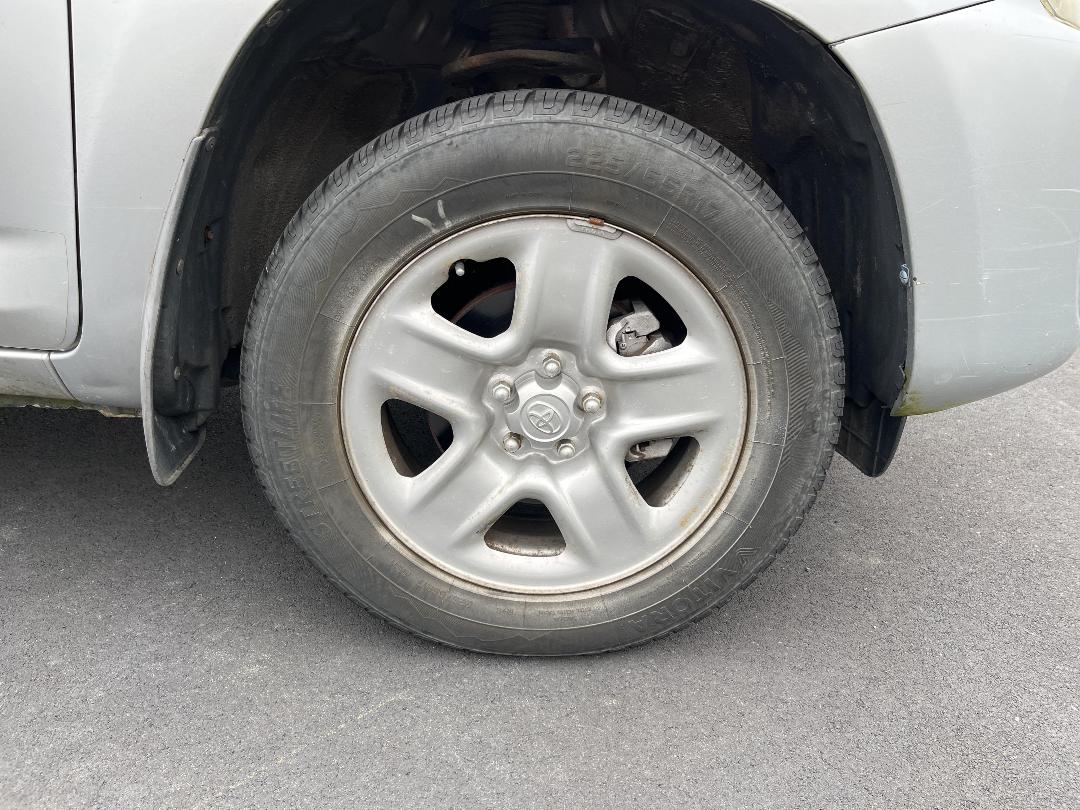 Photo '7' of Toyota Rav4 5A Photo '7' of Toyota Rav4 5A