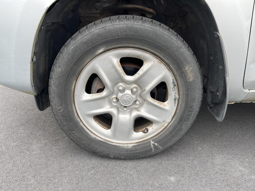 Photo '8' of Toyota Rav4 5A Photo '8' of Toyota Rav4 5A