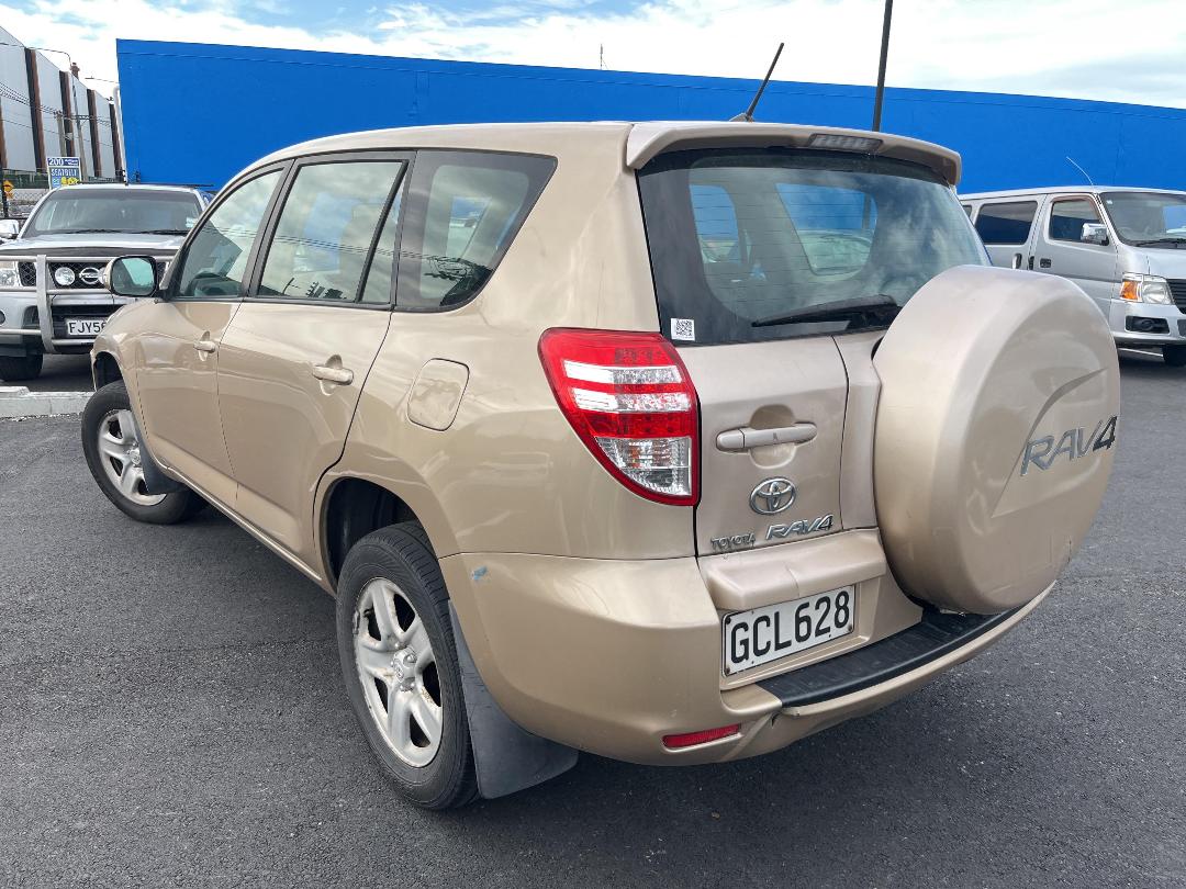 Photo '4' of Toyota Rav4 5A Photo '4' of Toyota Rav4 5A