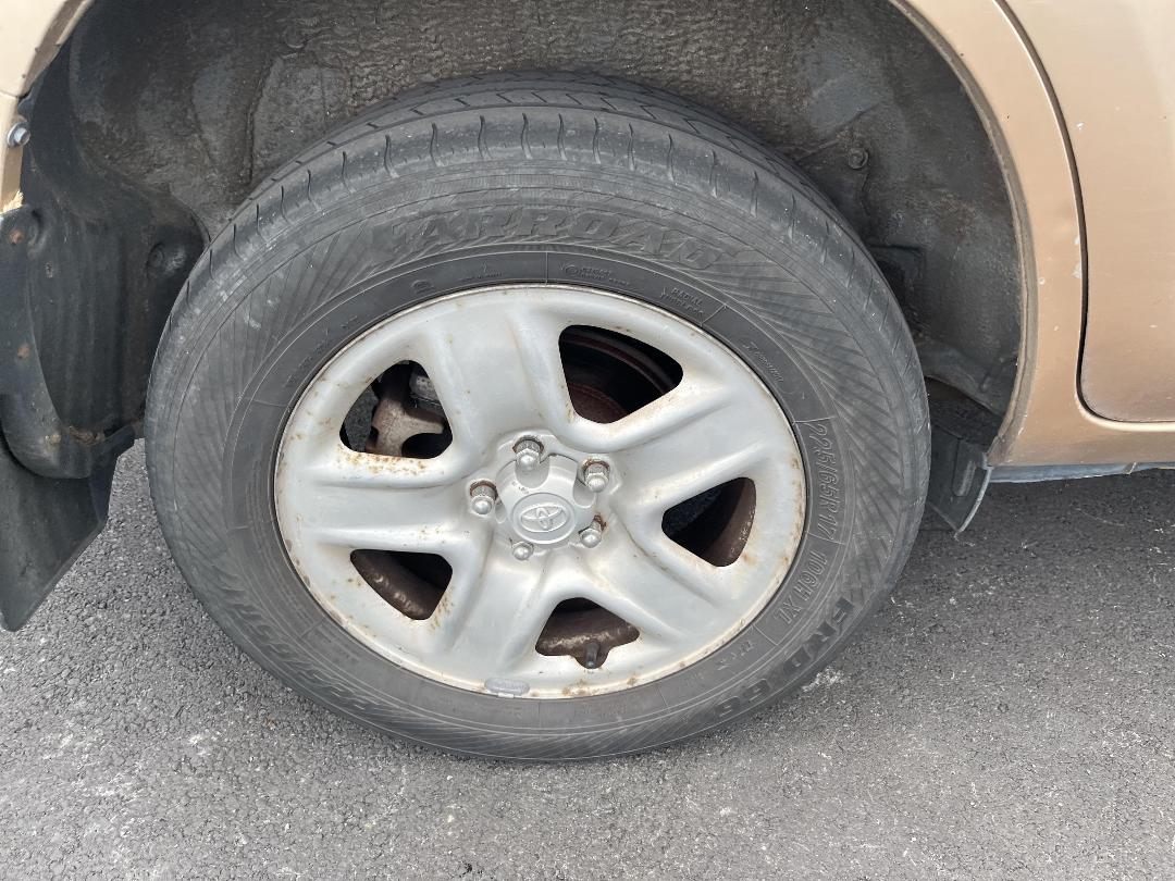 Photo '8' of Toyota Rav4 5A Photo '8' of Toyota Rav4 5A