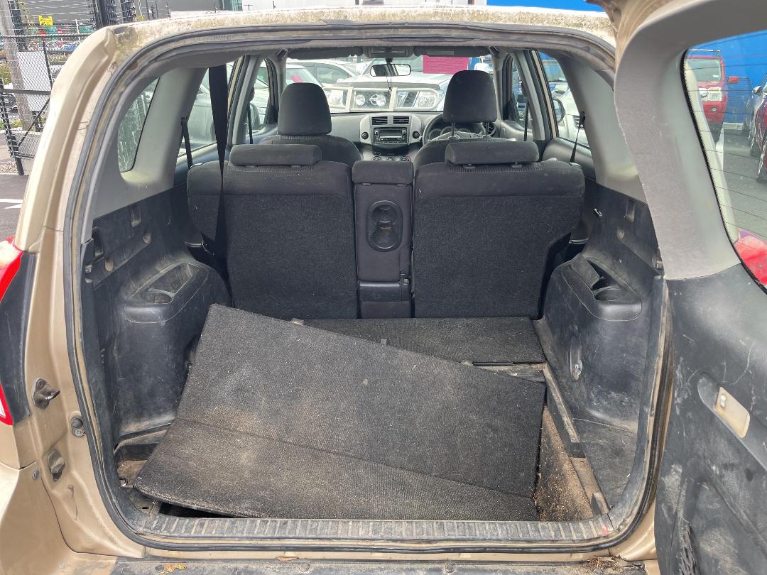 Photo '19' of Toyota Rav4 5A Photo '19' of Toyota Rav4 5A