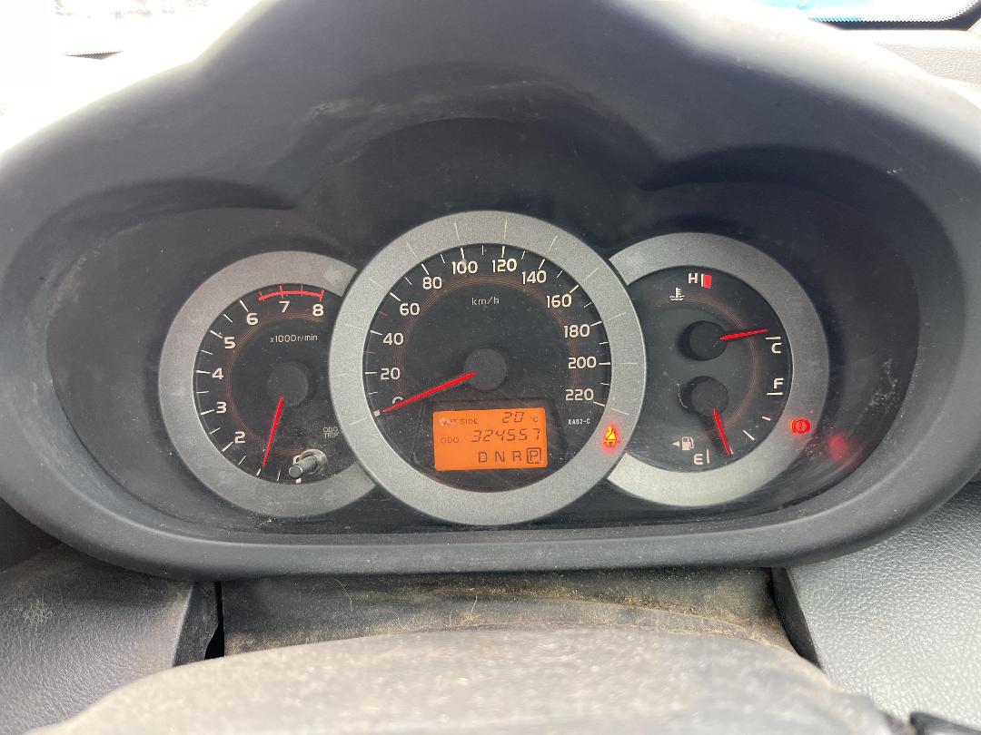 Photo '22' of Toyota Rav4 5A Photo '22' of Toyota Rav4 5A