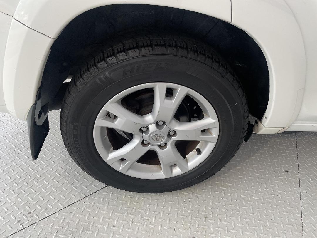 Photo '12' of Toyota Rav4 Photo '12' of Toyota Rav4