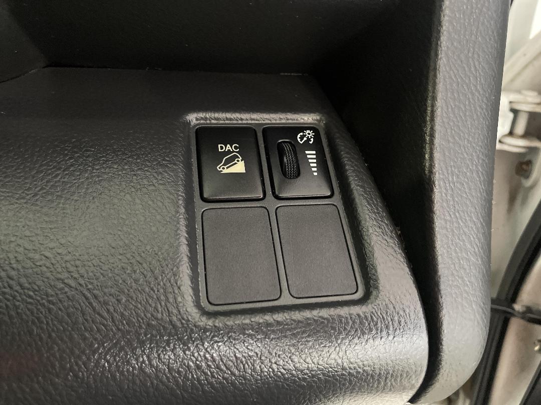 Photo '24' of Toyota Rav4 Photo '24' of Toyota Rav4