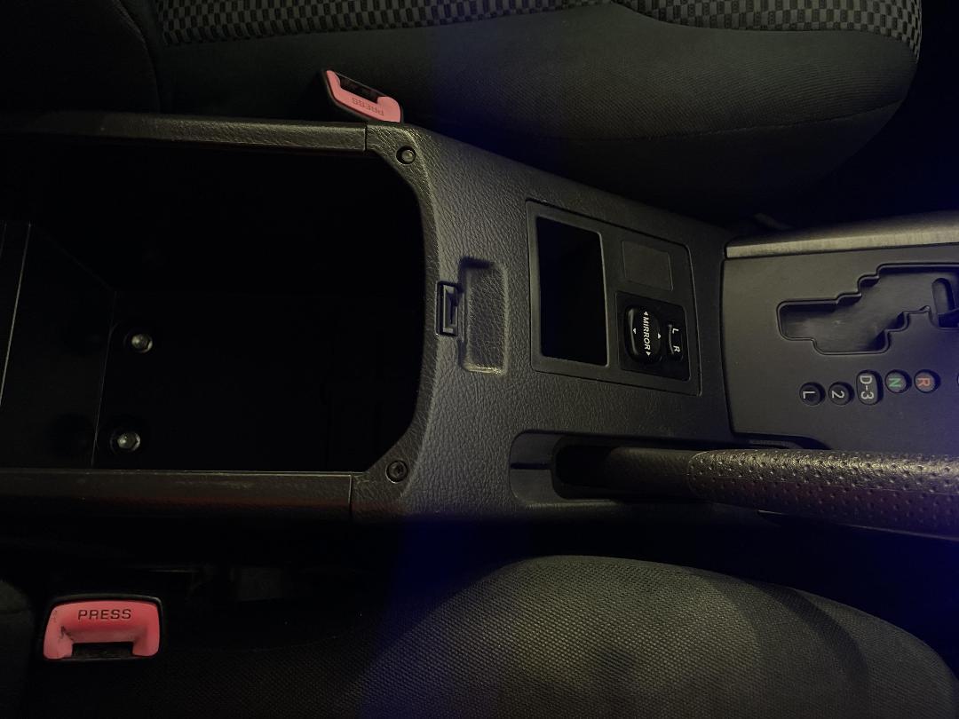 Photo '30' of Toyota Rav4 Photo '30' of Toyota Rav4