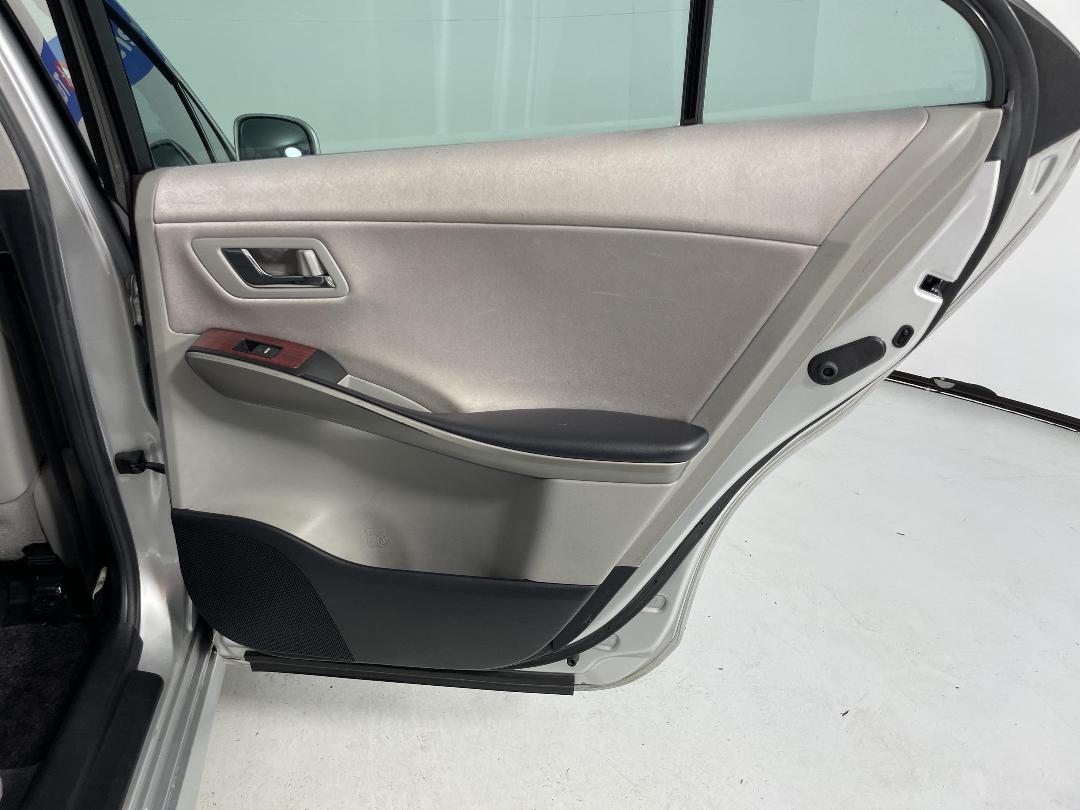 Photo '19' of Toyota SAI