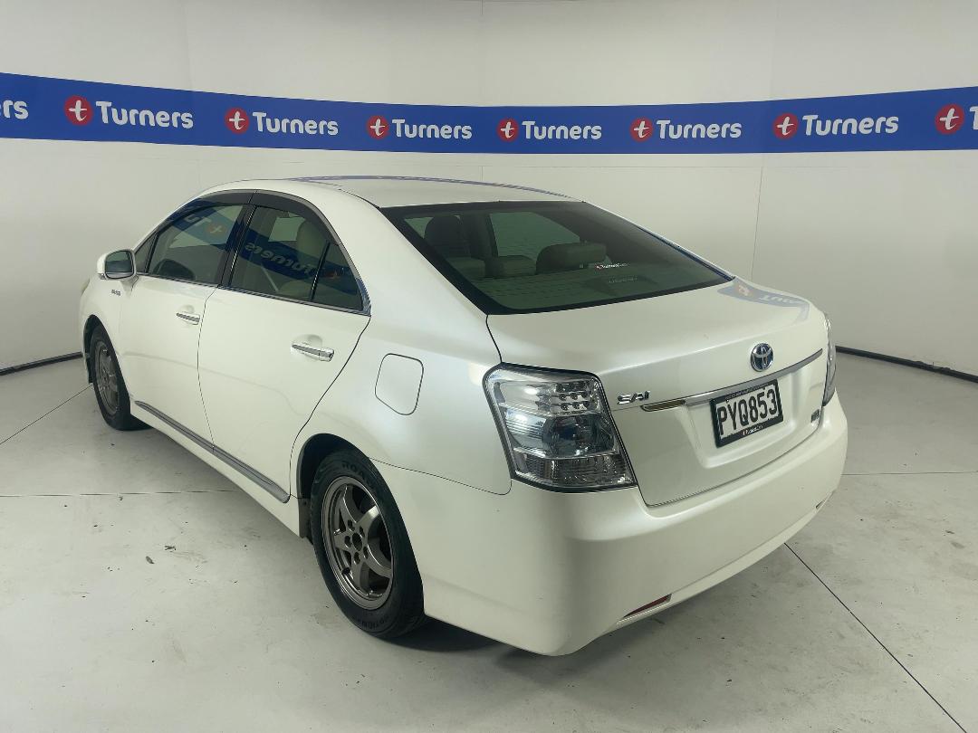 Photo '5' of Toyota SAI Photo '5' of Toyota SAI