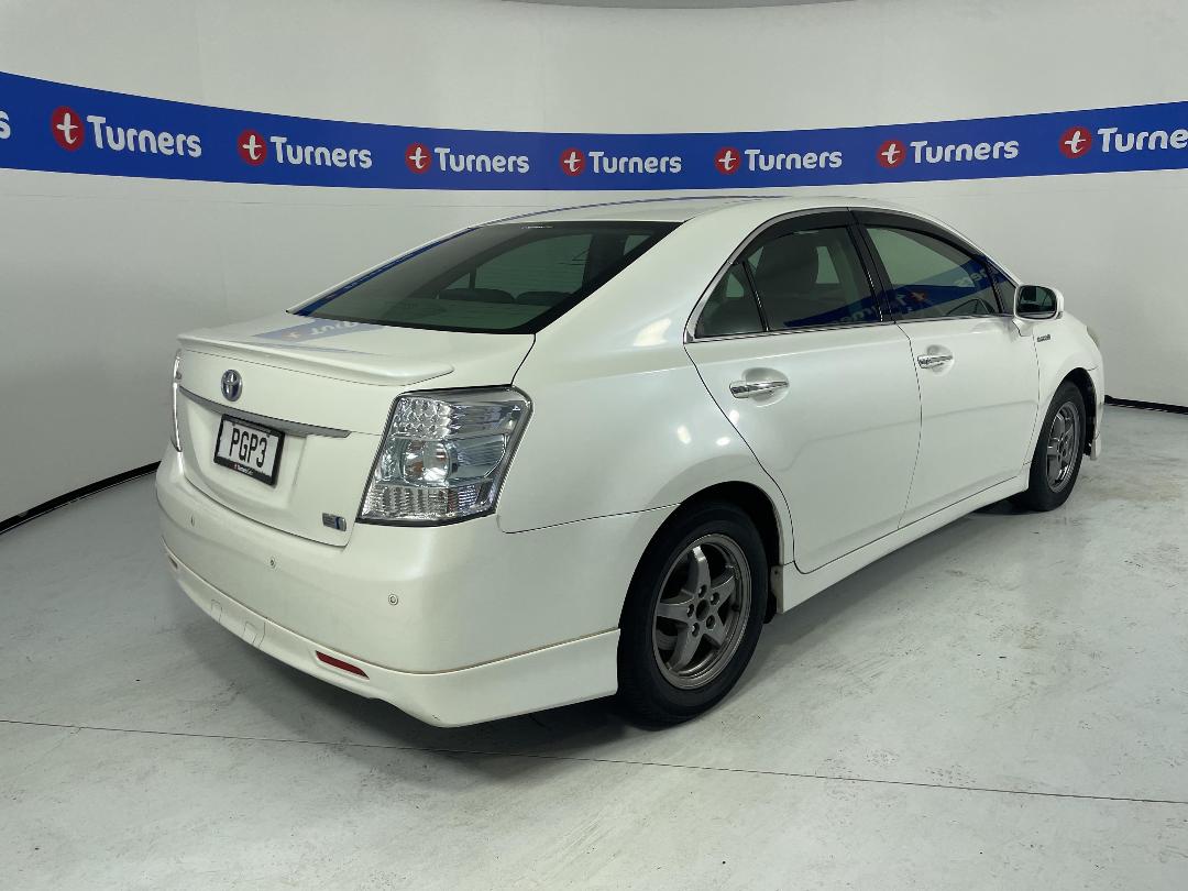 Photo '7' of Toyota SAI Photo '7' of Toyota SAI