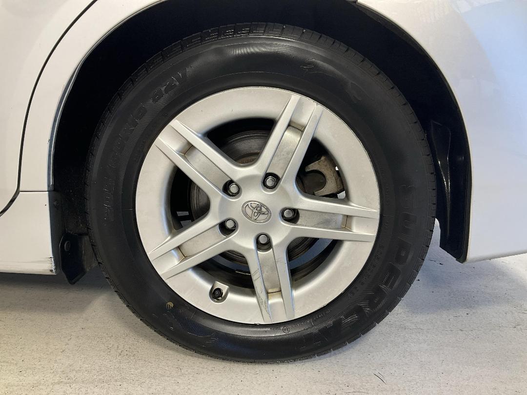 Photo '11' of Toyota SAI Photo '11' of Toyota SAI