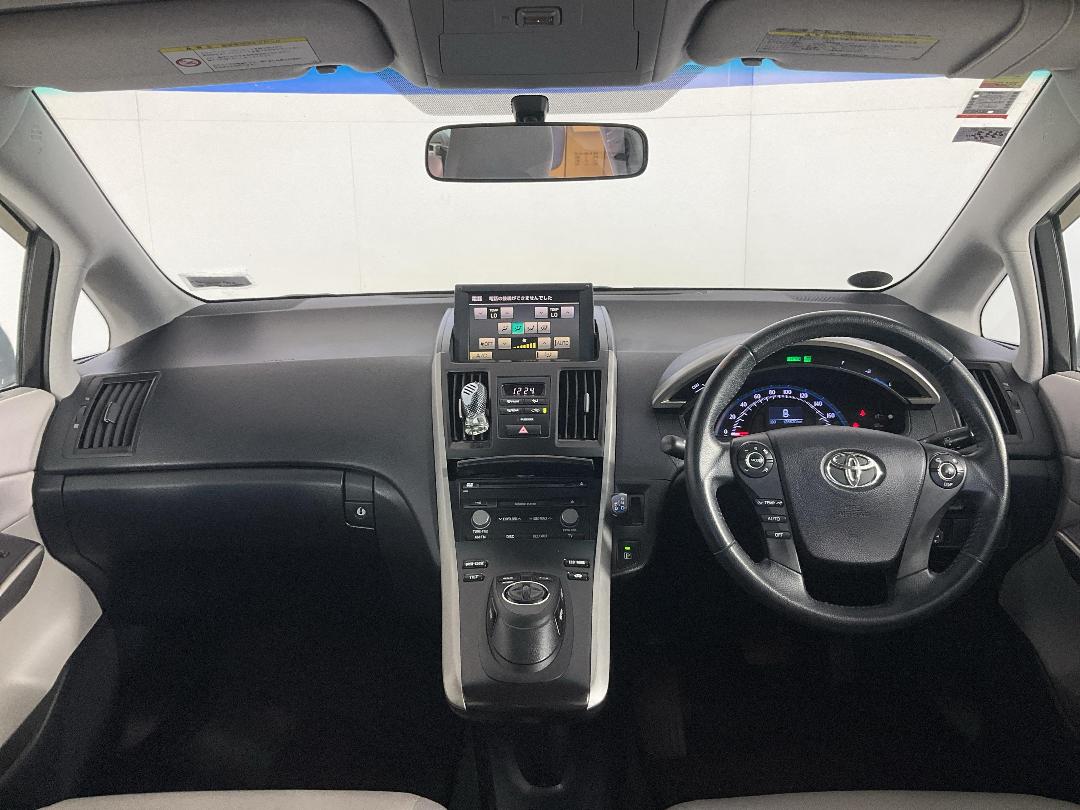 Photo '17' of Toyota SAI Photo '17' of Toyota SAI