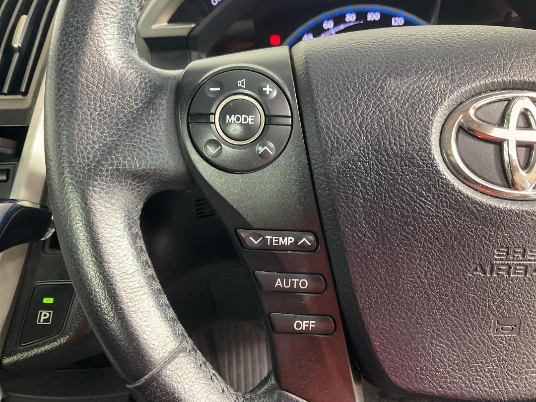 Photo '27' of Toyota SAI Photo '27' of Toyota SAI