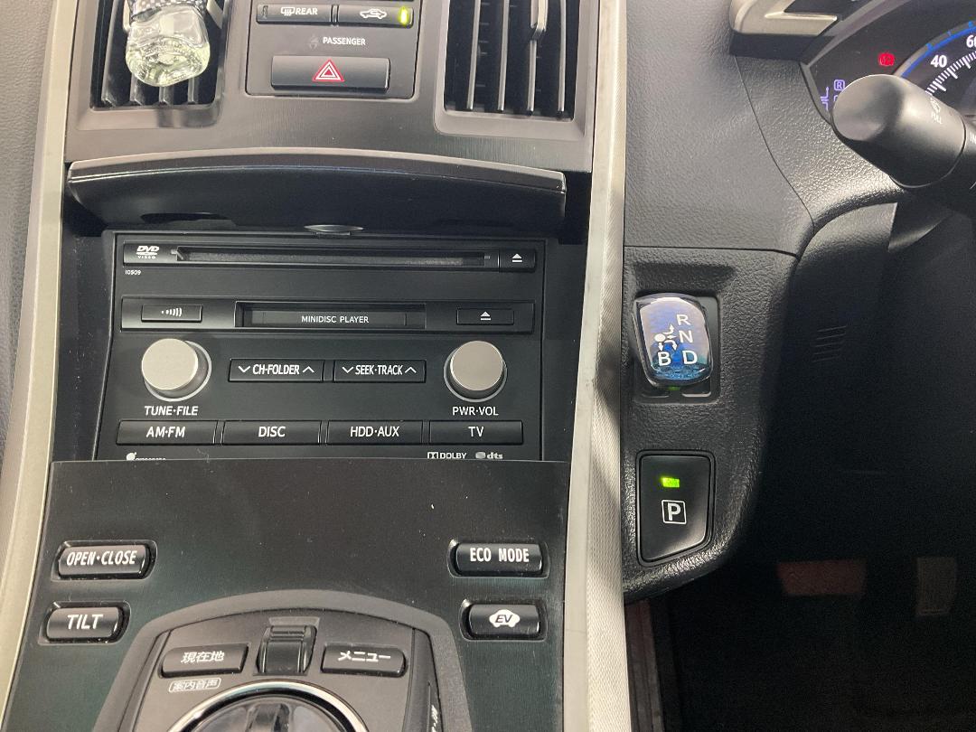 Photo '18' of Toyota SAI Photo '18' of Toyota SAI