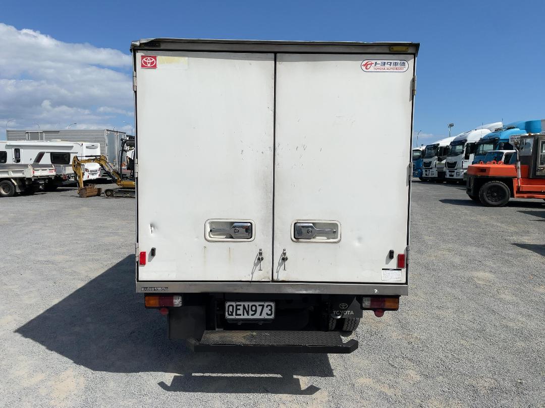 Photo '5' of Toyota Toyoace Chiller Photo '5' of Toyota Toyoace Chiller