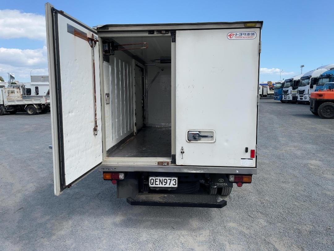 Photo '25' of Toyota Toyoace Chiller Photo '25' of Toyota Toyoace Chiller