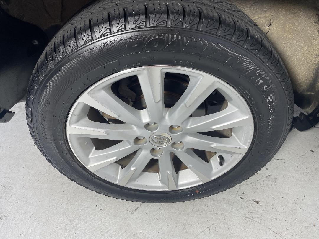 Photo '12' of Toyota Vanguard