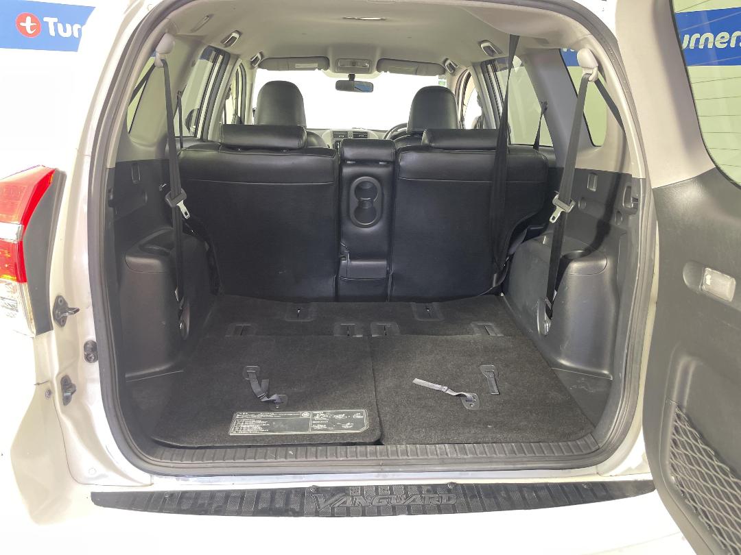 Photo '14' of Toyota Vanguard Photo '14' of Toyota Vanguard