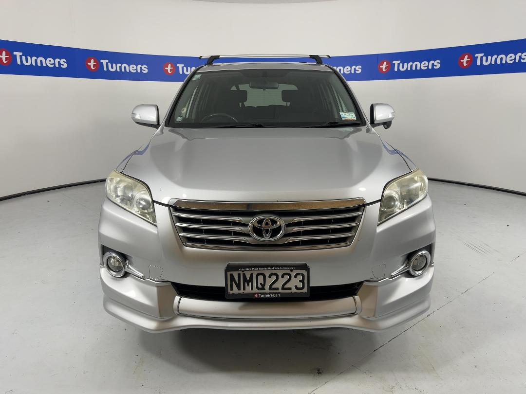 Photo '2' of Toyota Vanguard