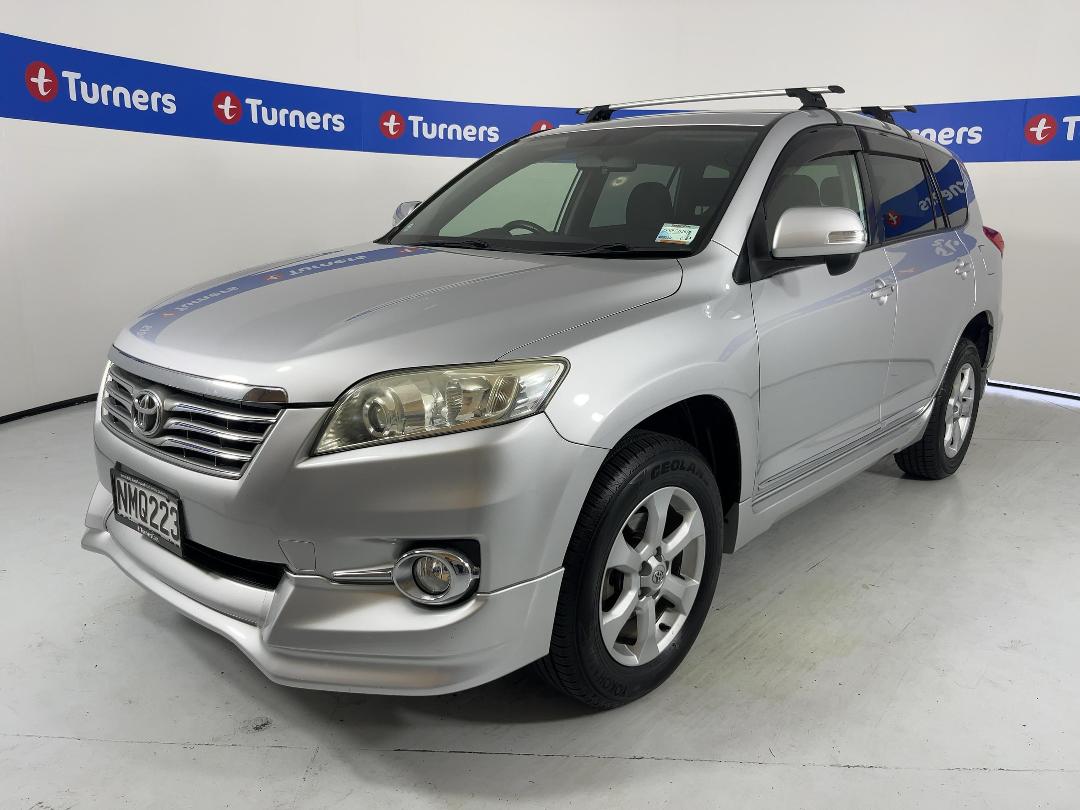 Photo '4' of Toyota Vanguard