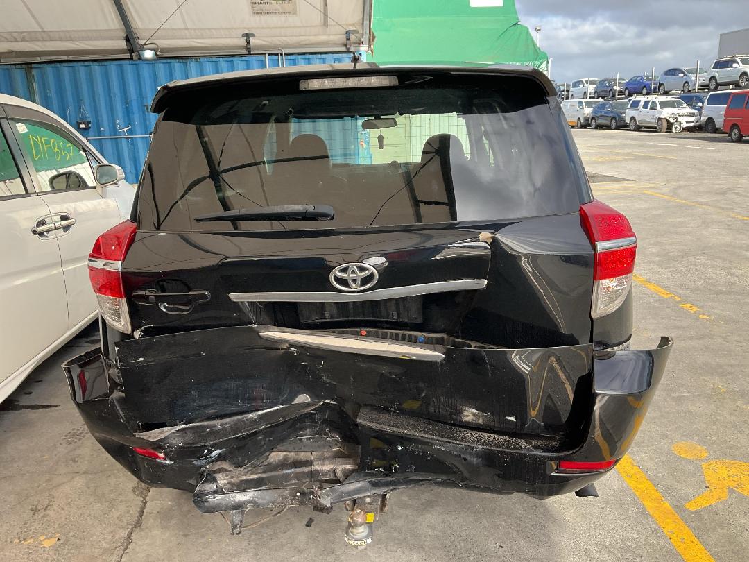 Photo '5' of Toyota Vanguard