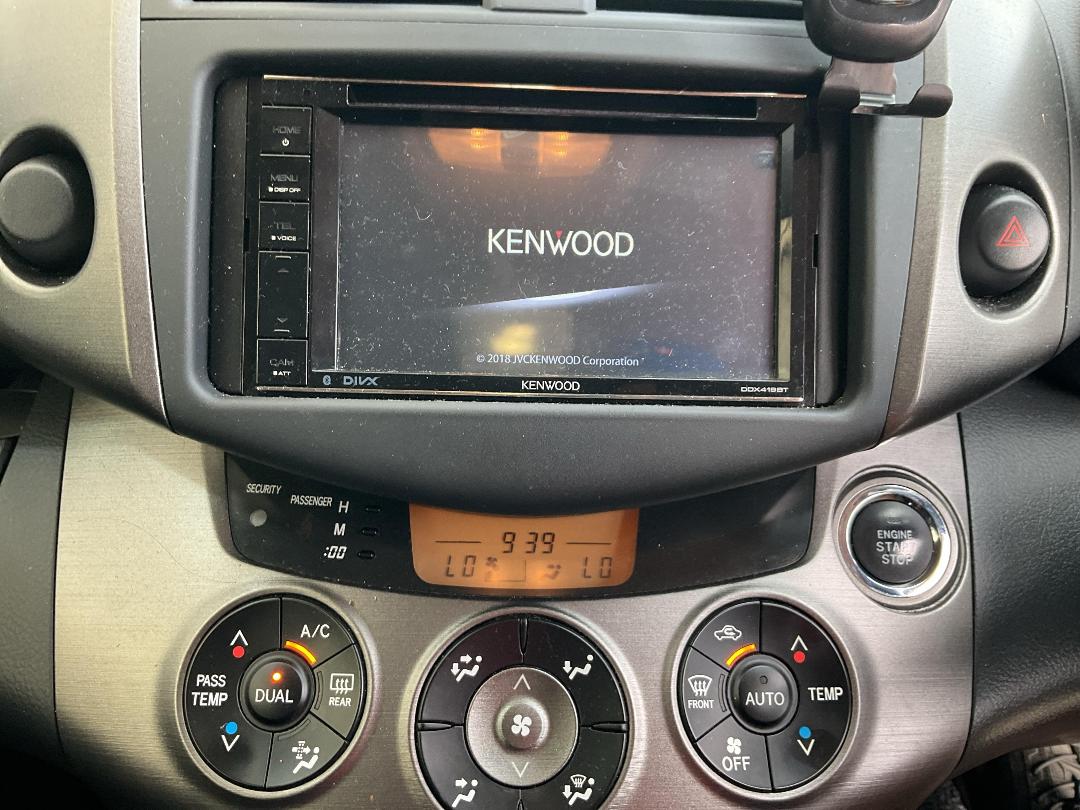 Photo '10' of Toyota Vanguard