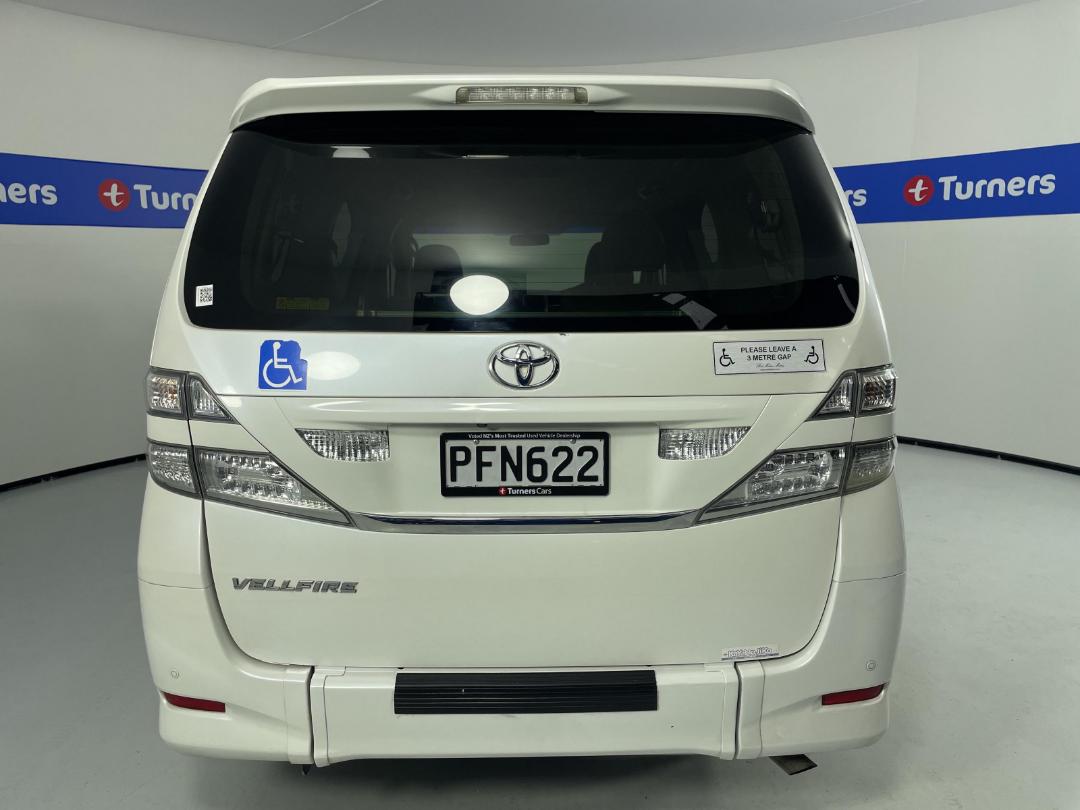 Photo '6' of Toyota Vellfire