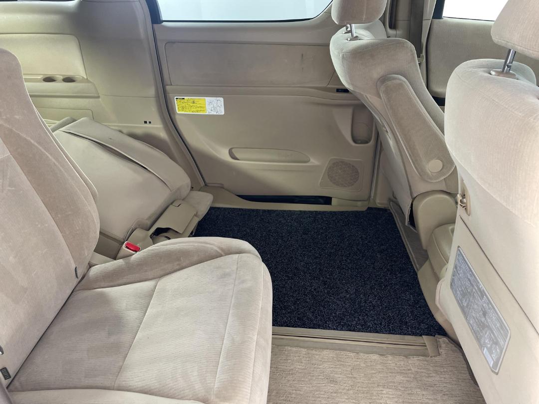 Photo '19' of Toyota Vellfire