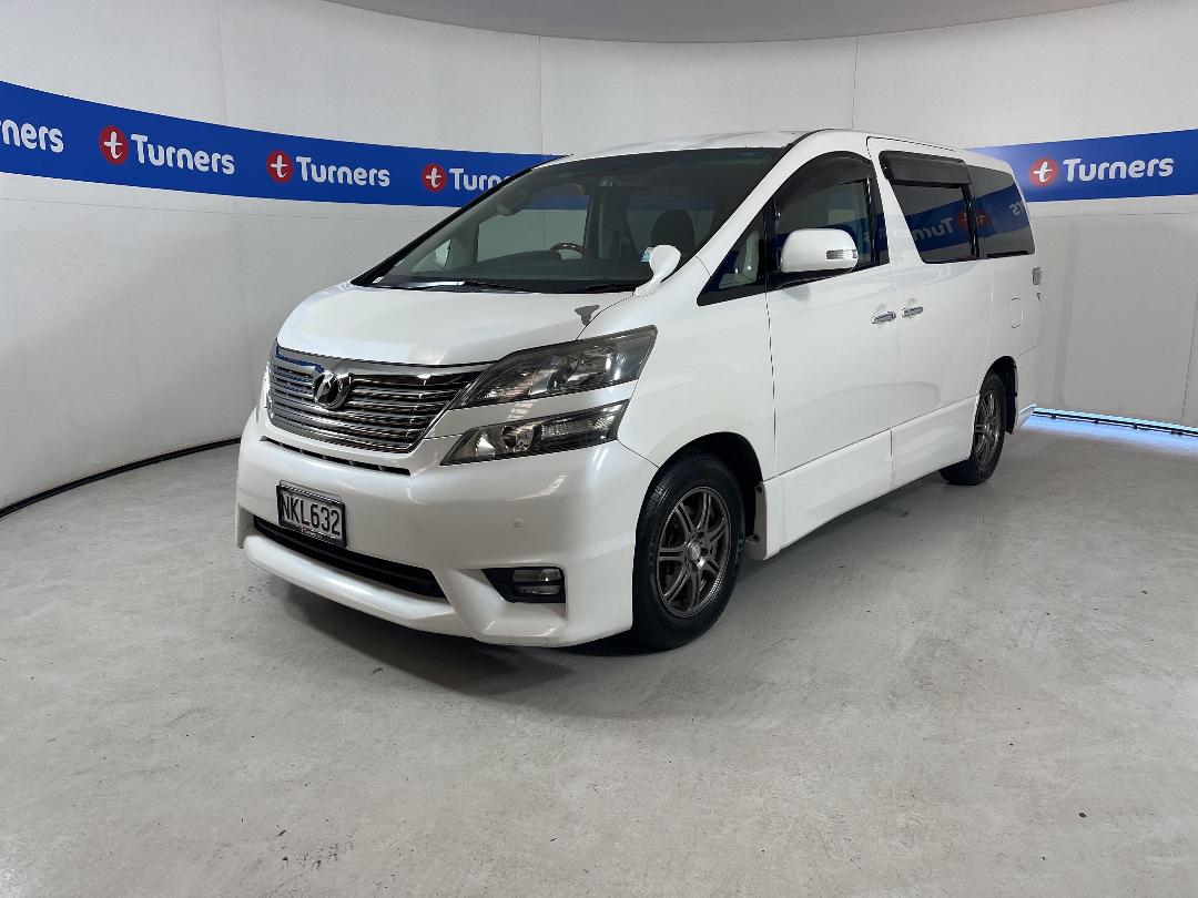 Photo '4' of Toyota Vellfire