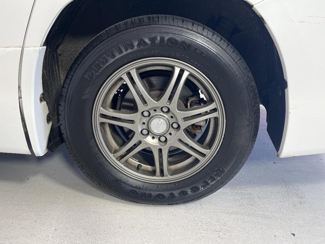 Photo '11' of Toyota Vellfire