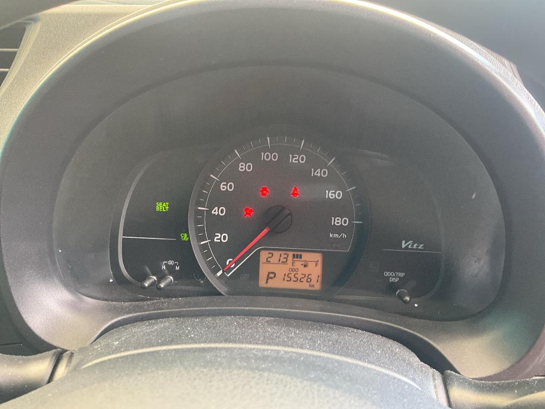 Photo '20' of Toyota Vitz