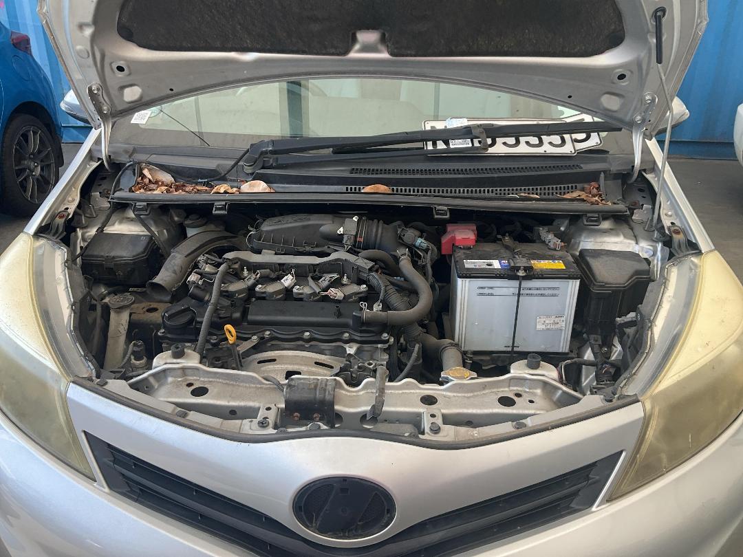 Photo '22' of Toyota Vitz