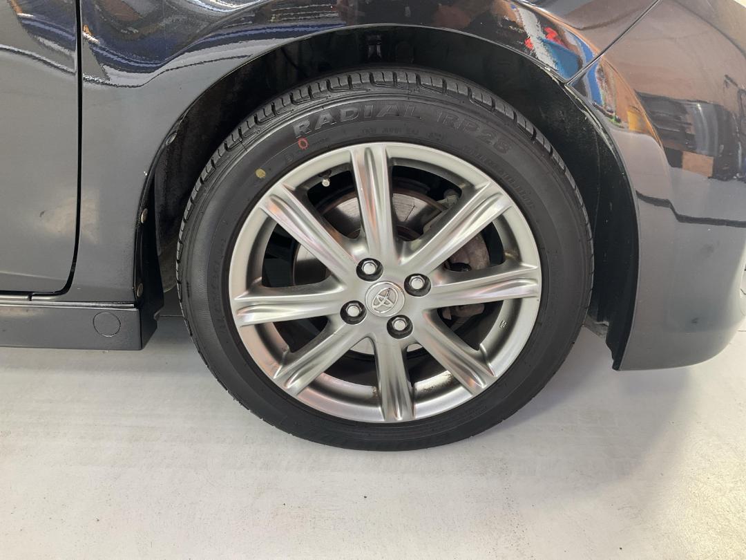 Photo '9' of Toyota Vitz