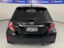 Thumbnail '6' of Toyota Vitz