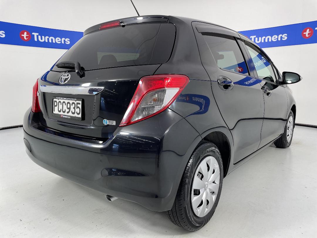 Photo '7' of Toyota Vitz Photo '7' of Toyota Vitz