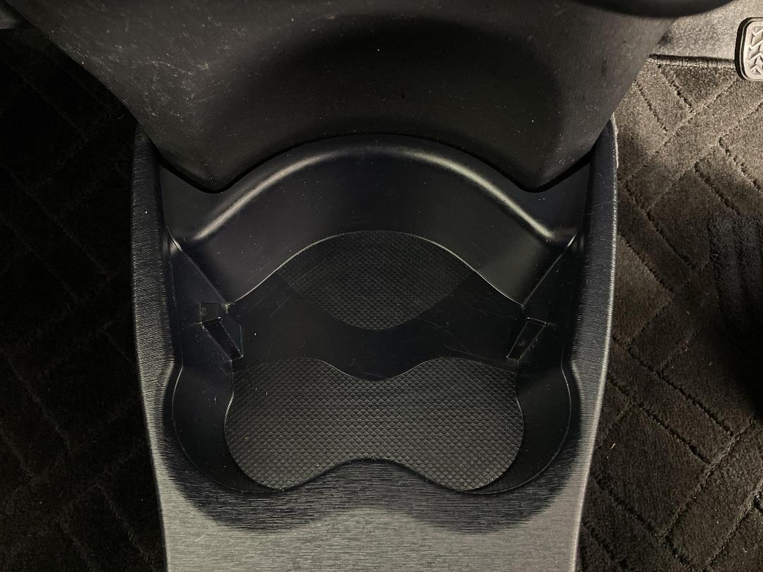 Photo '24' of Toyota Vitz Photo '24' of Toyota Vitz