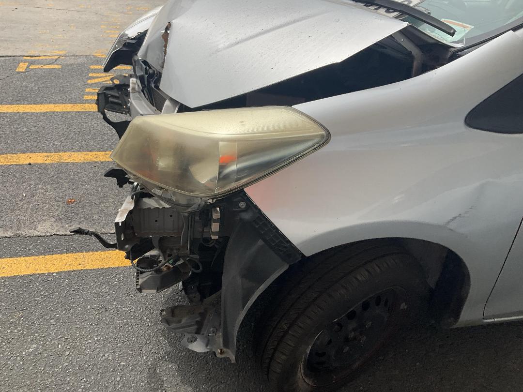 Photo '17' of Toyota Vitz