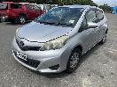 Thumbnail '2' of Toyota Vitz